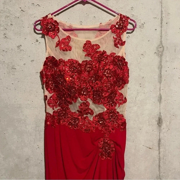 Nina Nischelle Red Floral Sheer Cocktail Party Prom Dress Size 12 Sewn In Pads - Picture 2 of 11